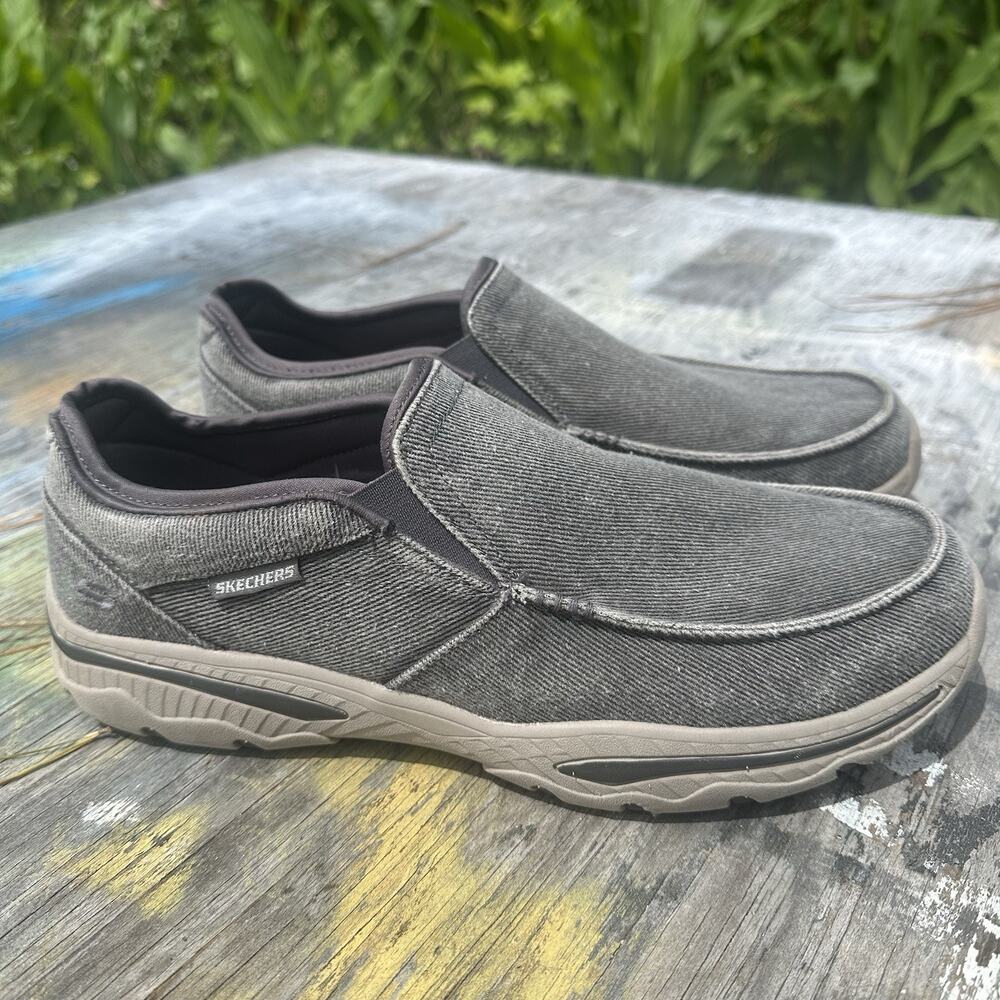Skechers Creston Moseco Slip-on Casual Moc Toe Loafers Men’s 11 Canvas 970